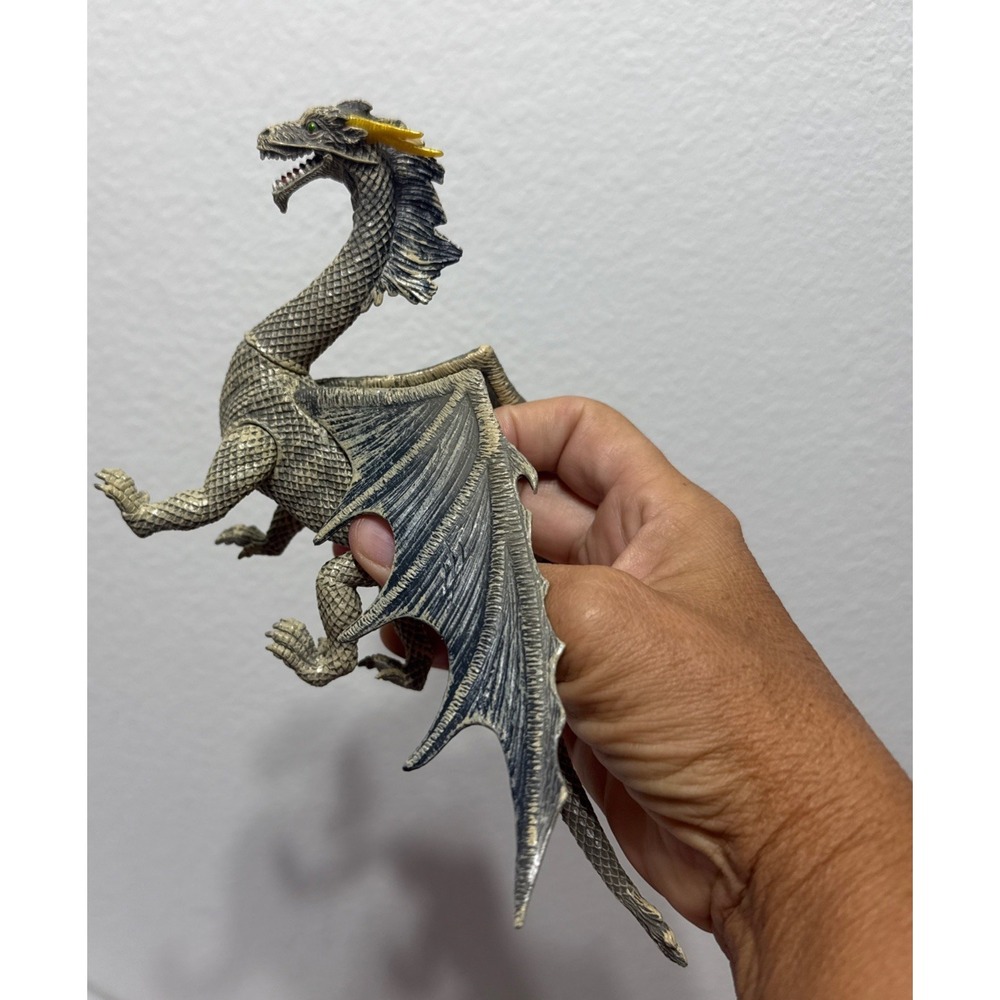 2 Battleing‎ Dragon Figures Medieval Fantasy Toys Posable Moveing Head Legs D&D - Picture 11 of 12